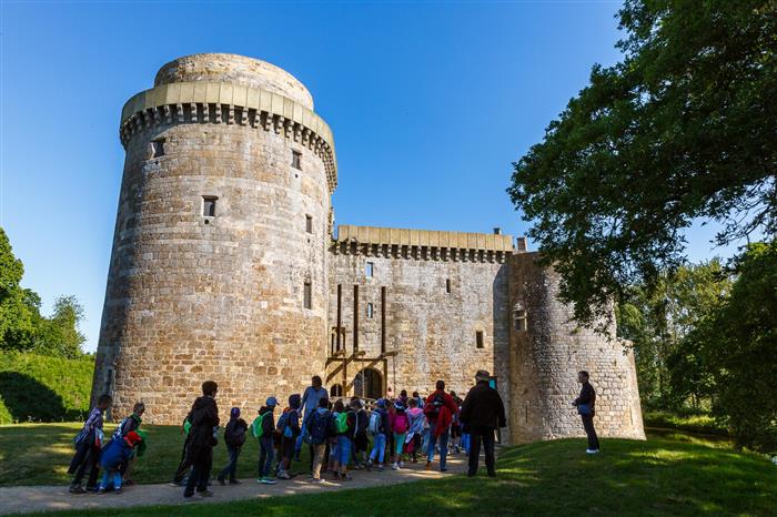 Château de la hunaudaye-entrée principale - Cédric Bossard
