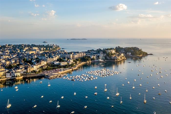 2 Sport Bretagne_Vue générale_Dinard NE PAS UTILISER - © Sport Bretagne