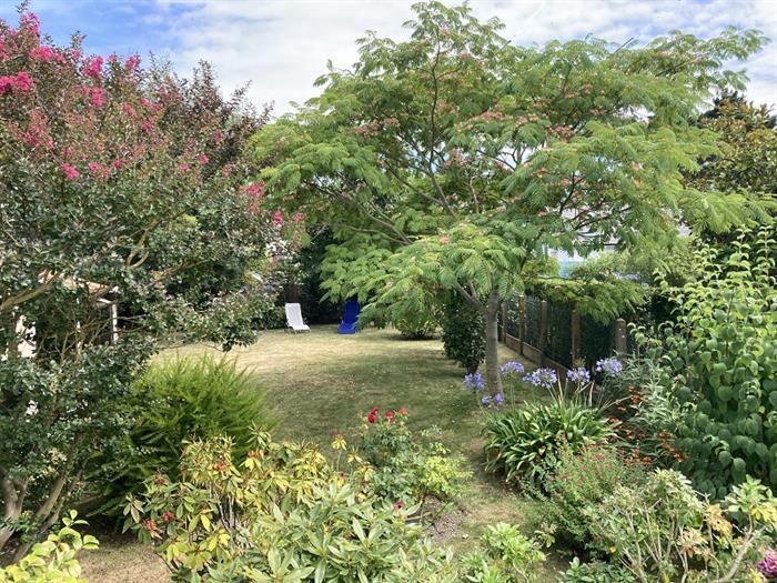 4-Dinard-gîte10 personnes-Le Clos Brizeux-jardin nord ouest - 