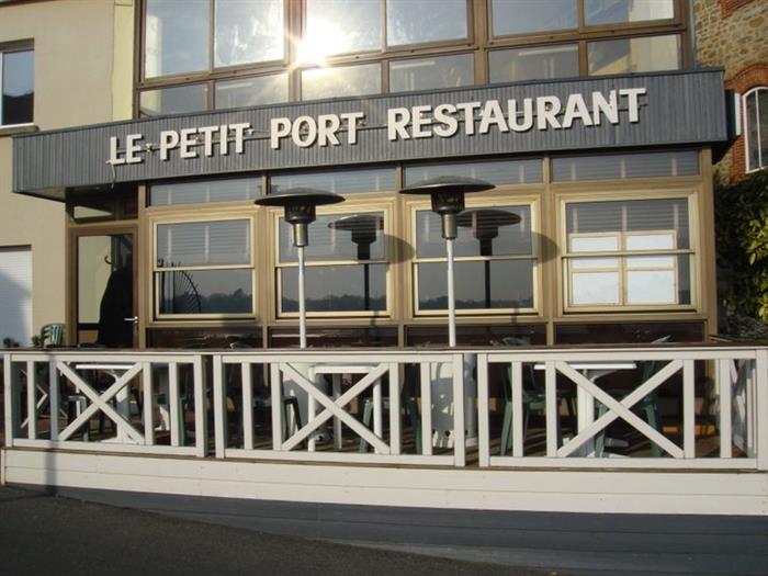 5Le-Petit-Port-Dinard---Terrasse - ©Lepetitport