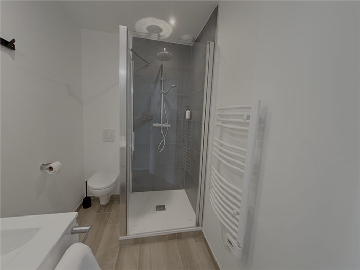 7-Salle de bain- Le moment présent- Dinard - © Sophie ALBAREDE