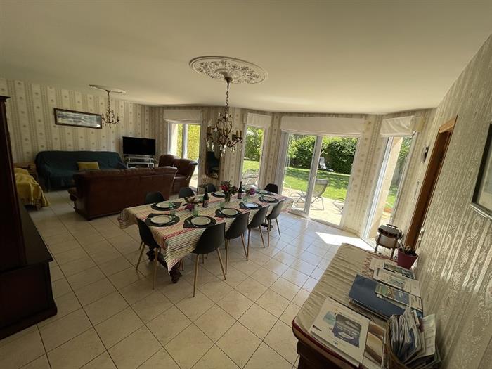 8-Dinard-gîte10 personnes-Le Clos Brizeux- salonséjour - 