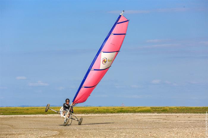 Avel char à voile à Hirel - © Simon Bourcier