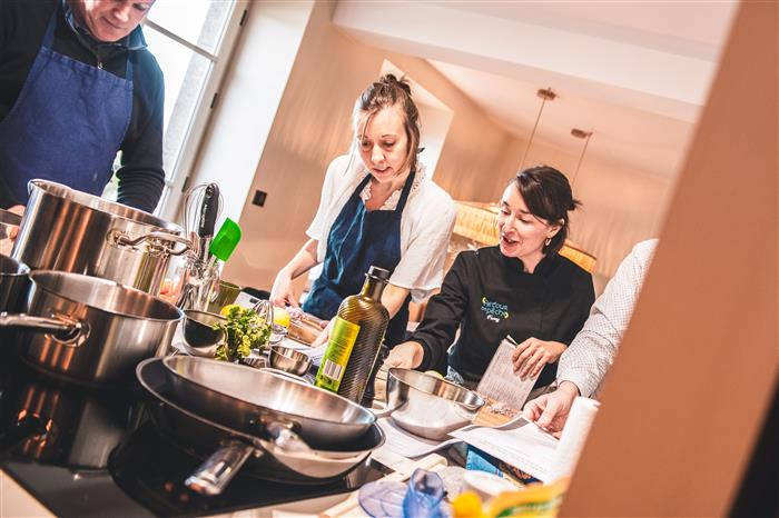 Atelier cuisine Team Building St Malo - Dinard Côte Emeraude Tourisme