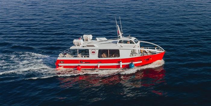 BATEAUX ROUGES - 