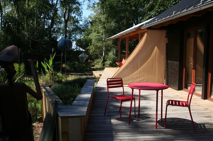 Boem-Table-terrasse-2 - ©Cabanes BOEM