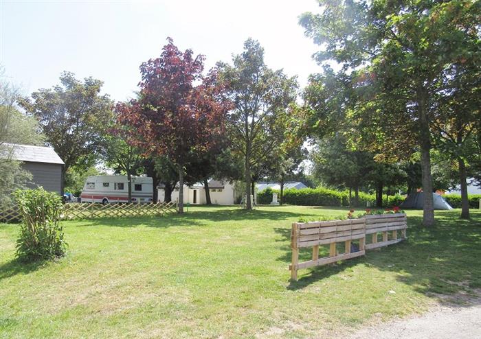Hébergement de plein-air - Camping les étangs - La Richardais - ©Camping les Etangs