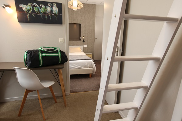 Chambre Fam HOTEL LES ALIZES DINARD - Hôtel Les Alizés