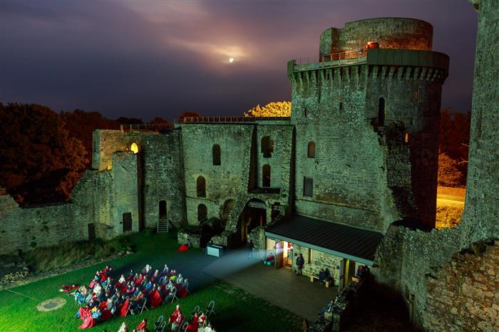 Château de la hunaudaye-cinéma plein air - Cédric Bossard