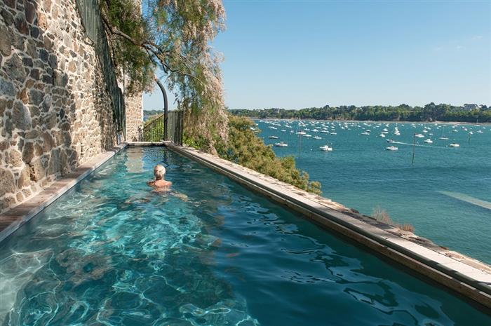 Hôtel Castelbrac- Piscine - ©Studio Chevojon Ô