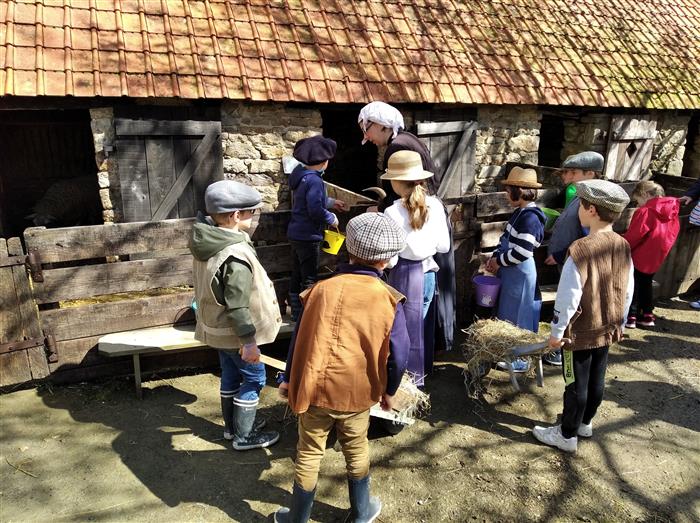 Dans la peau d'un petit fermier - ferme d'antan
