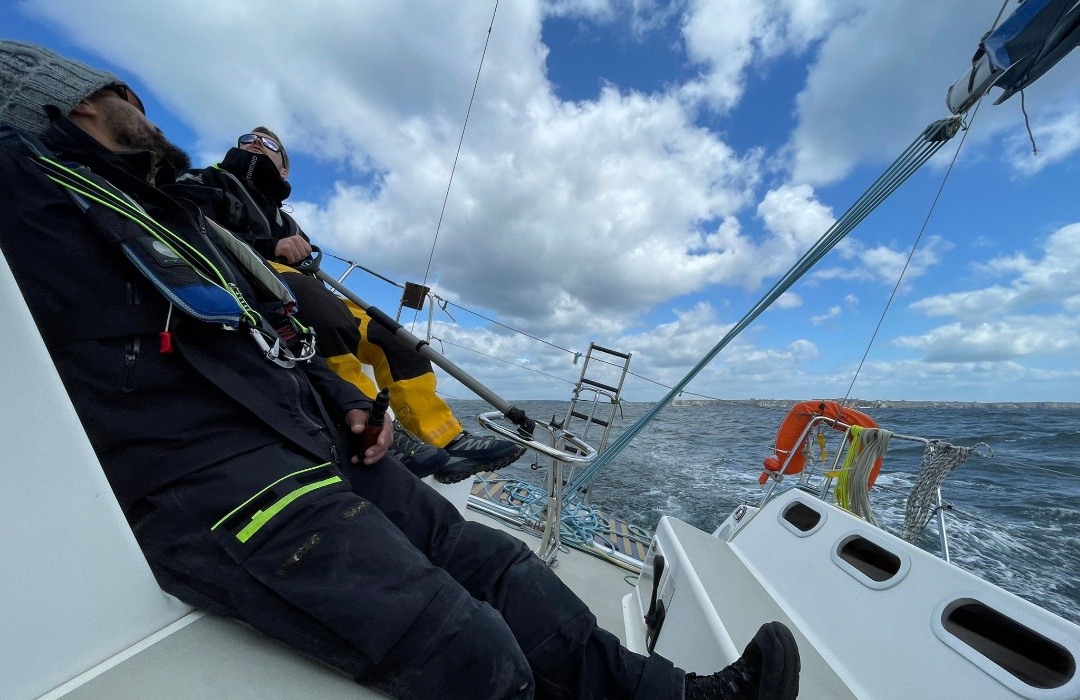 Ecole-de-voile-Brest-Bretagne-LOUP VOYAGE SAILING