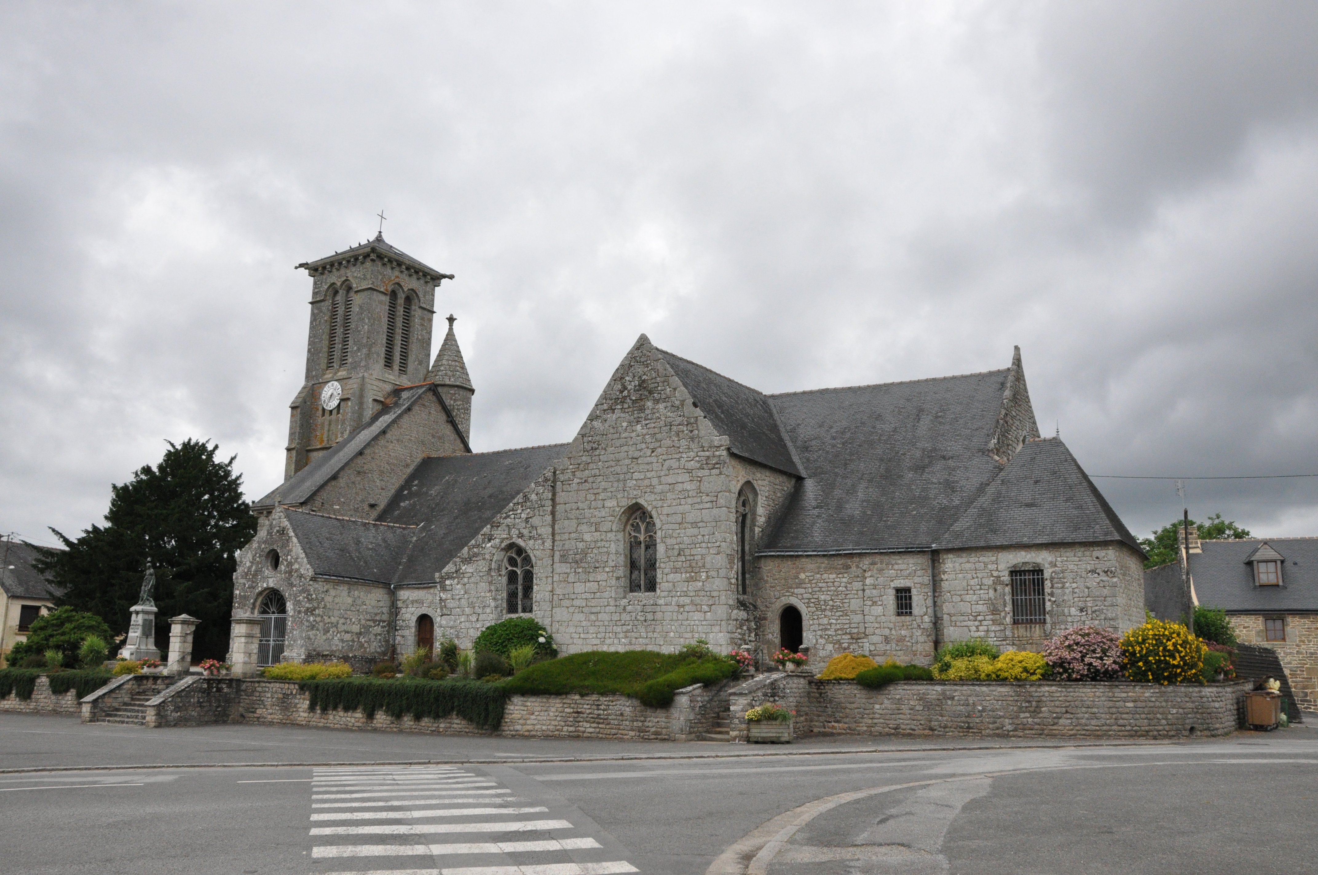 Eglise Saint-Béheau - PRIZIAC ©OTPRM