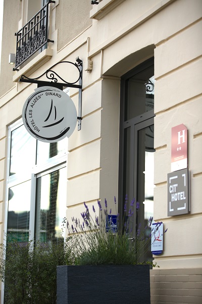 HOTEL LES ALIZES PHOTO BROCHURE - Hôtel Les Alizés
