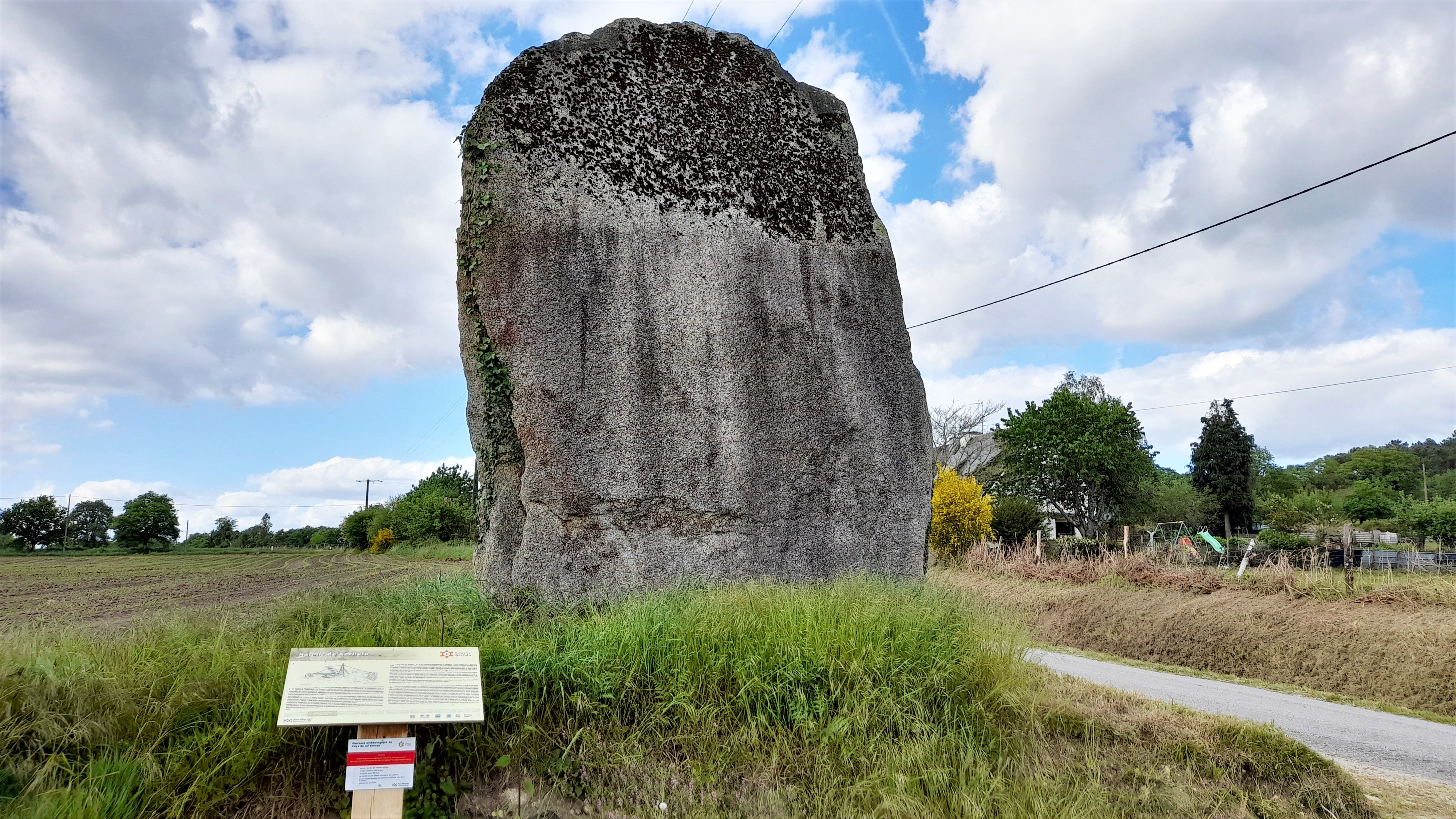 Menhir de Kerlivio 