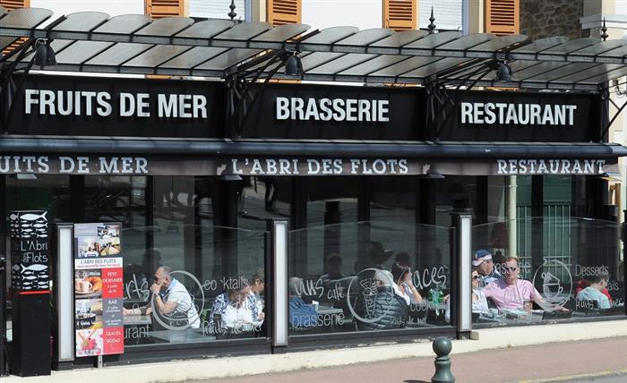 L-Abri-des-Flots-Dinard-terrasse - 