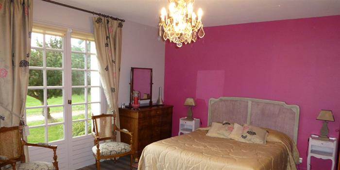 Le-Clos-du-Pont-Martin---Coupliere-Daniel-Saint-Briac-chambre-rose-2 - ©M. Couplière