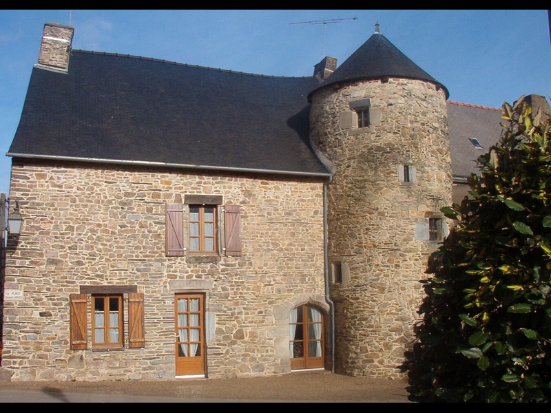 Maison de la tour, ancienne maison de justice - Caro - Morbihan - Bretagne