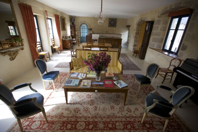 Manoir-du-Clos-Clin---Macquart-de-Terline-Guy-coin-salon-3 - Tous droits réservés