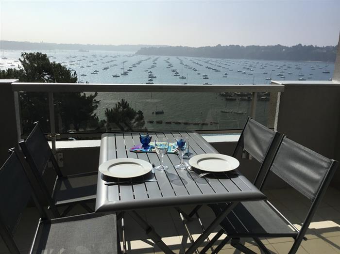 Rault-Dinard-Terrasse - ©Mme RAULT