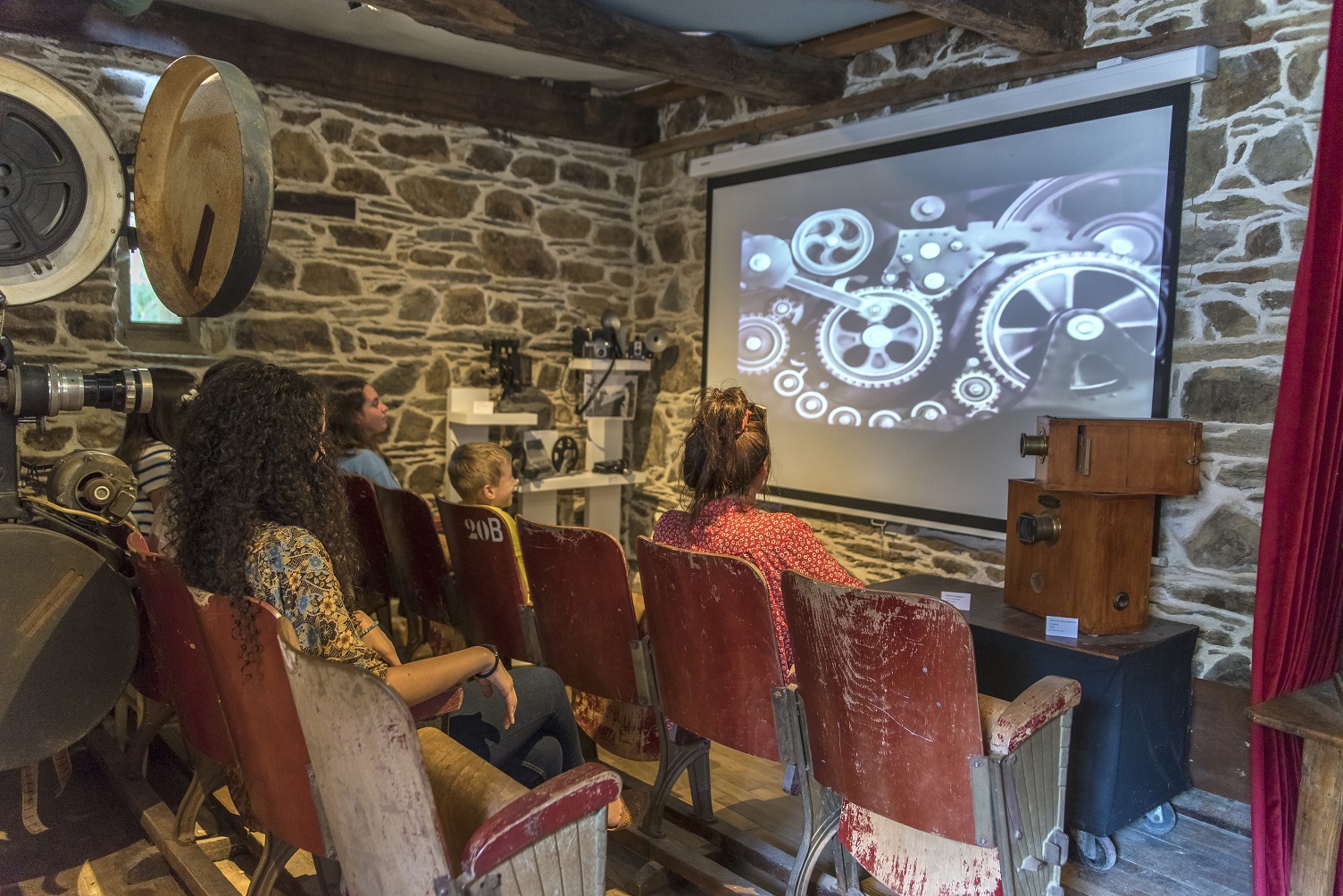 Ateliers cinéma - Electrotheque du lac de Guerledan - Saint-Aignan