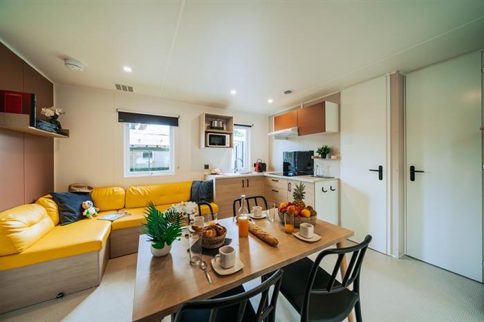 camping-emeraude-cottage-prestige-salon - 