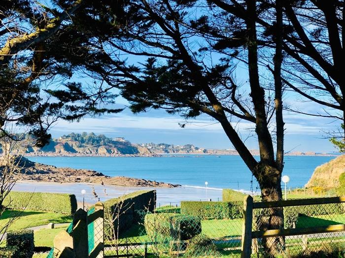 camping-port-blanc-dinard-vue-mer - © Camping du Port Blanc