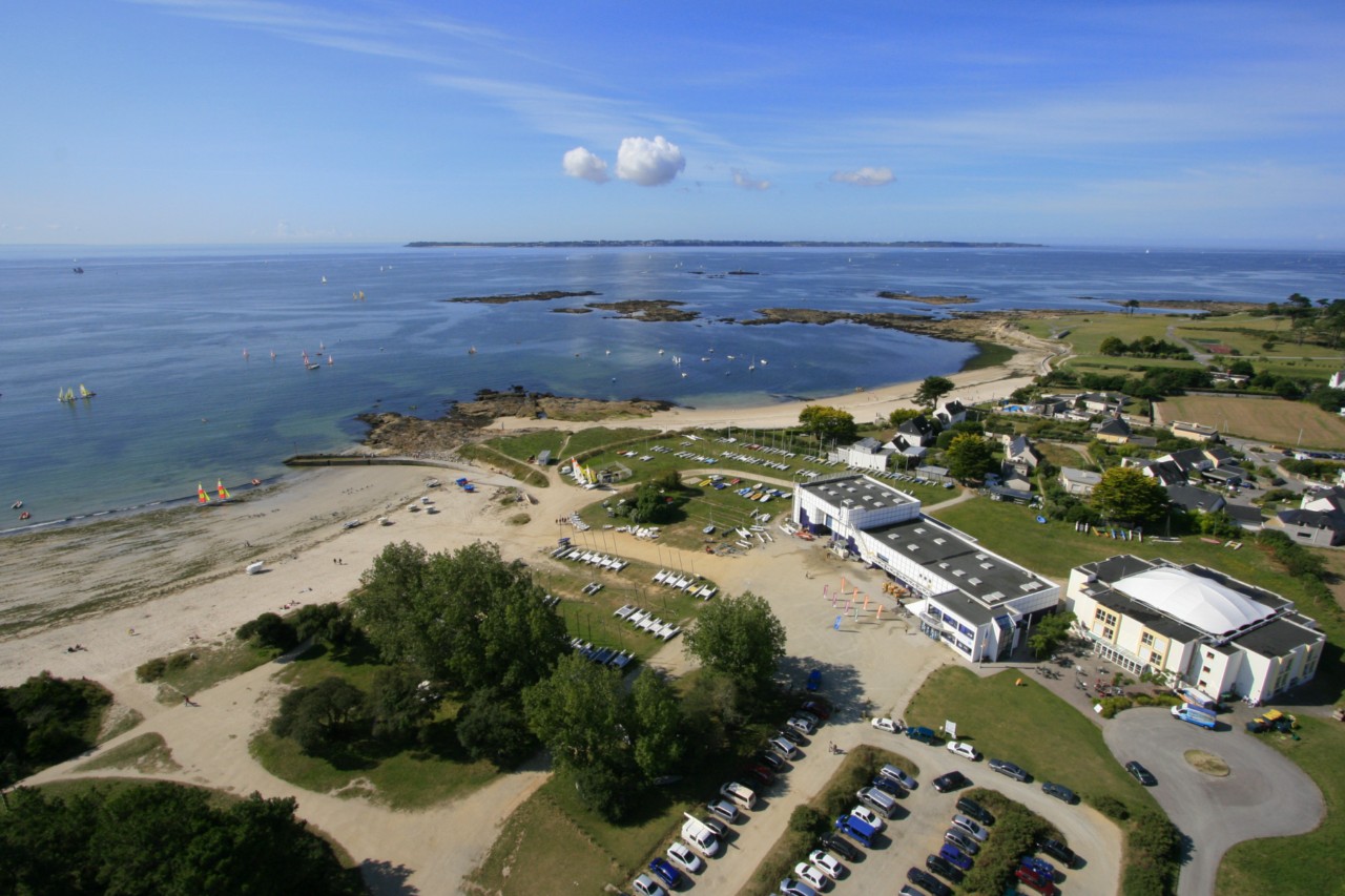 centre-nautique-Larmor-Plage-Groix-Lorient-Morbihan-Bretagne-Sud