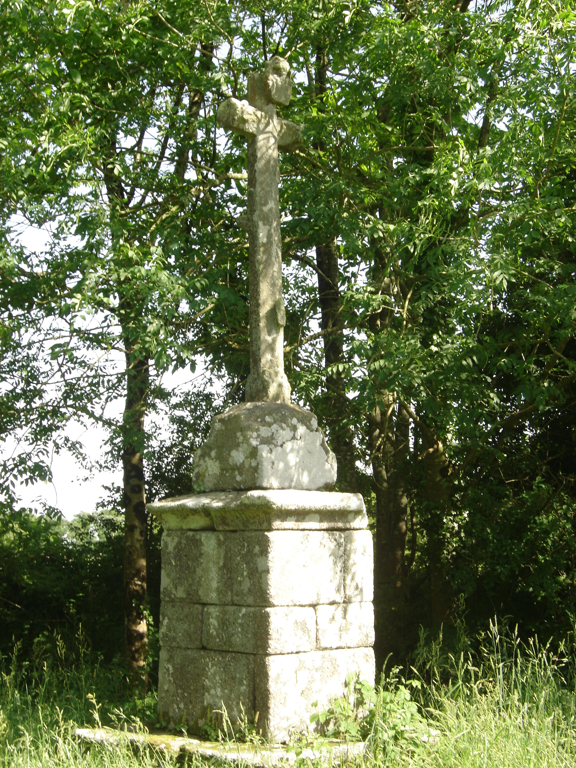 croix de Kerdouriou - St Jean - le Faouët - ©OTPRM (1)