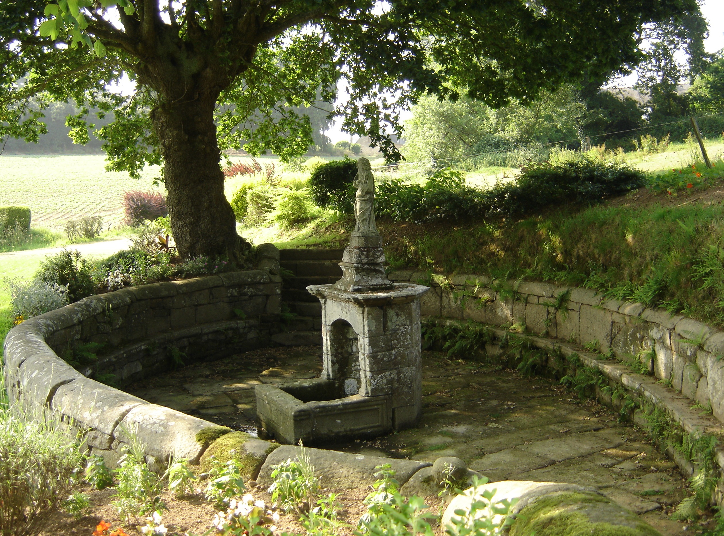 fontaine St Samuel - Le Saint - crédit photo OTPRM (14)