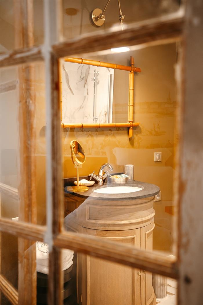 la loge de l'armateur salle de bain 6 sur 7 - L’ARMATEUR – © Studio 1338