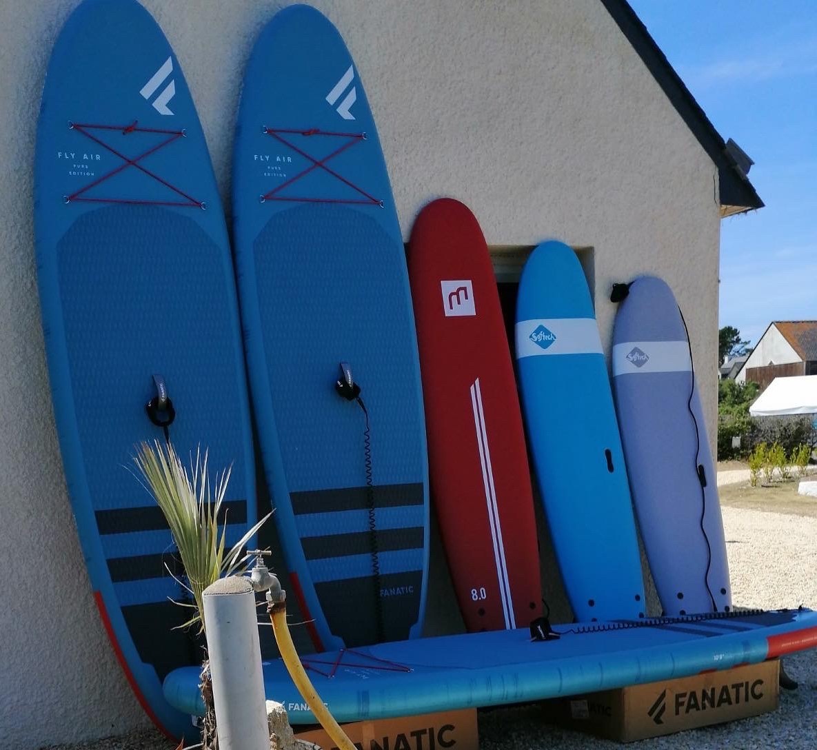 MINIGOLF BAR ET LOISIRS - LOCATION SURF & PADDLE