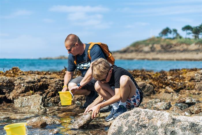peche-a-pied-bretagne-enfants - Jonas De Wever